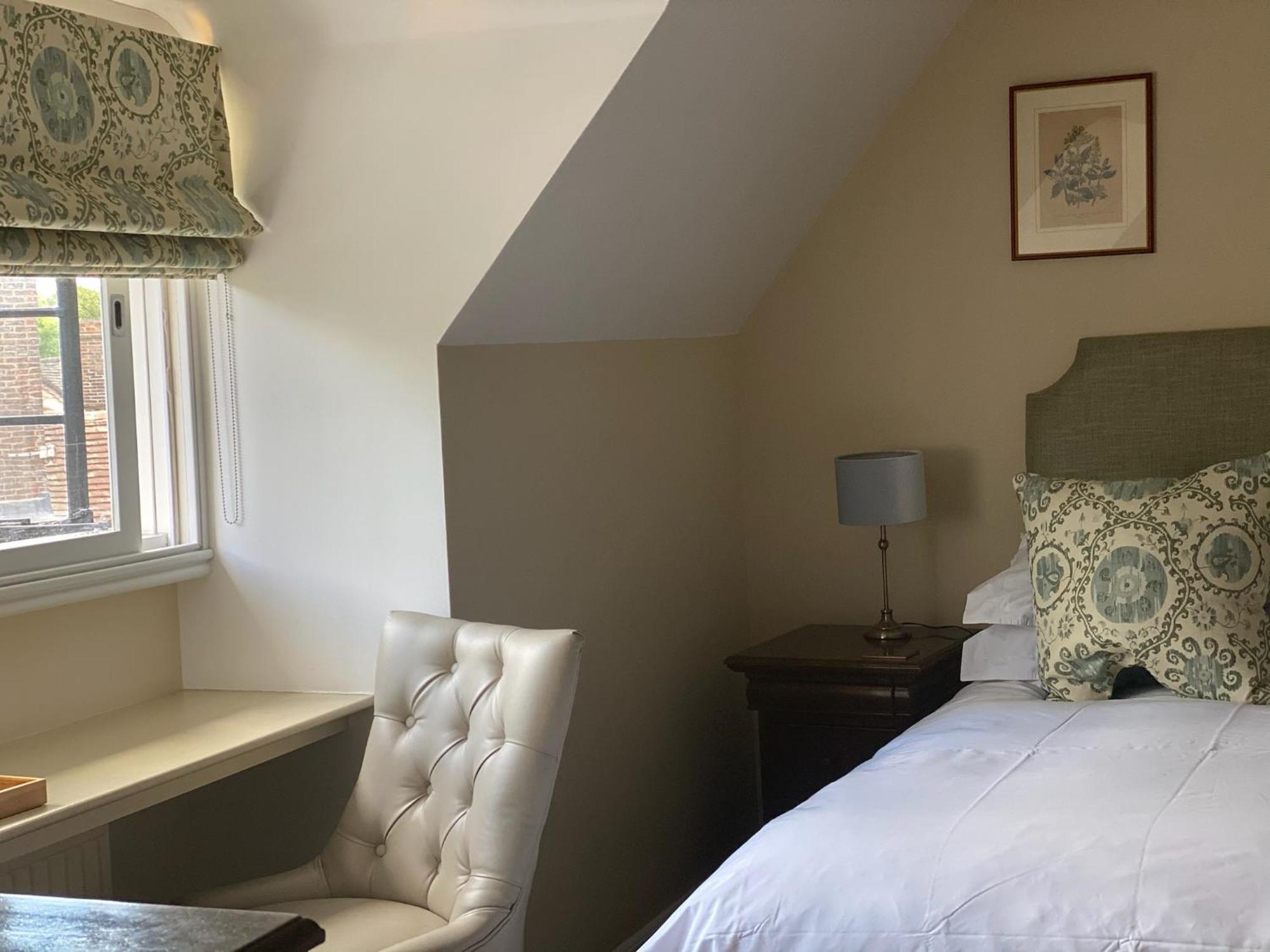 The Crown Inn Chiddingfold Rom bilde
